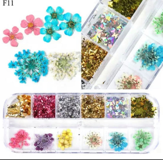 Mix Dried Flowers and Flakes Nail Decor